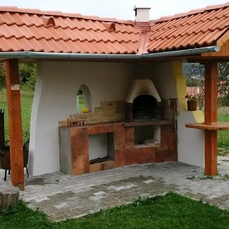 Kasna Horka V Blizkosti Jazera Tajch, شقة